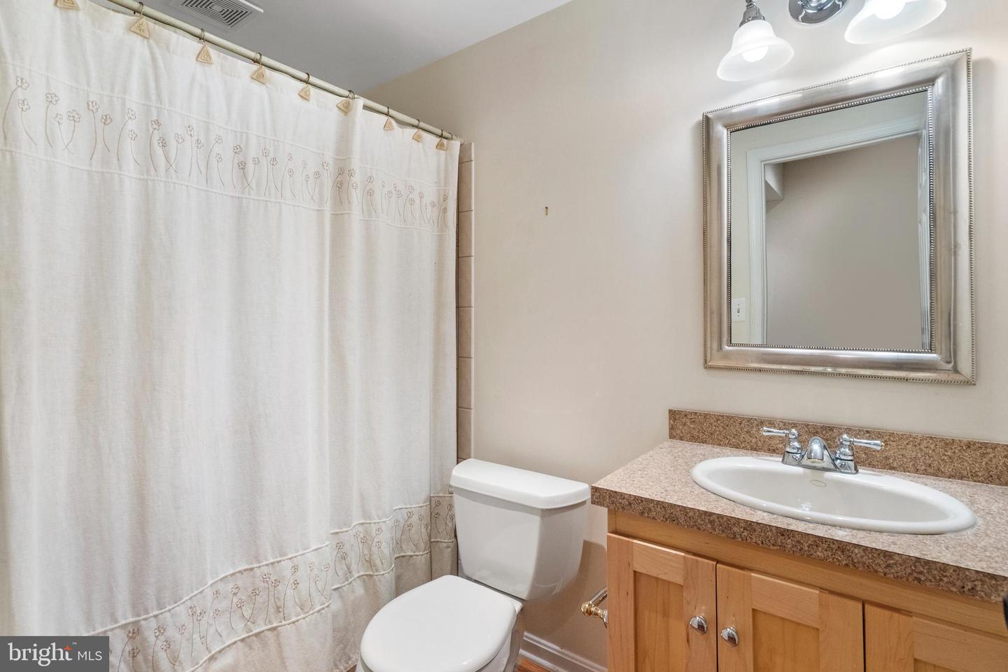 7203 Leeton Ct Property Photo 40