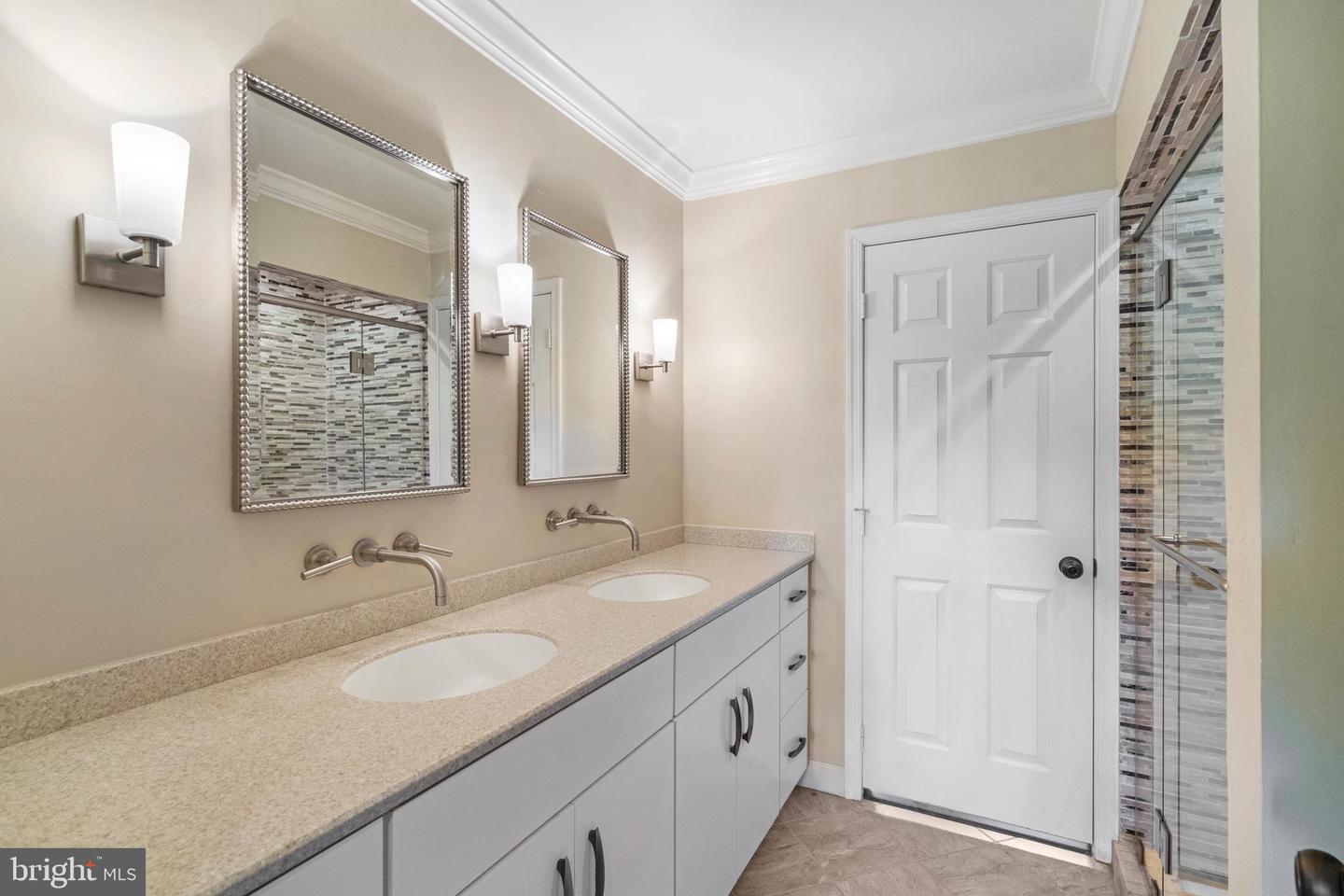 7203 Leeton Ct Property Photo 47