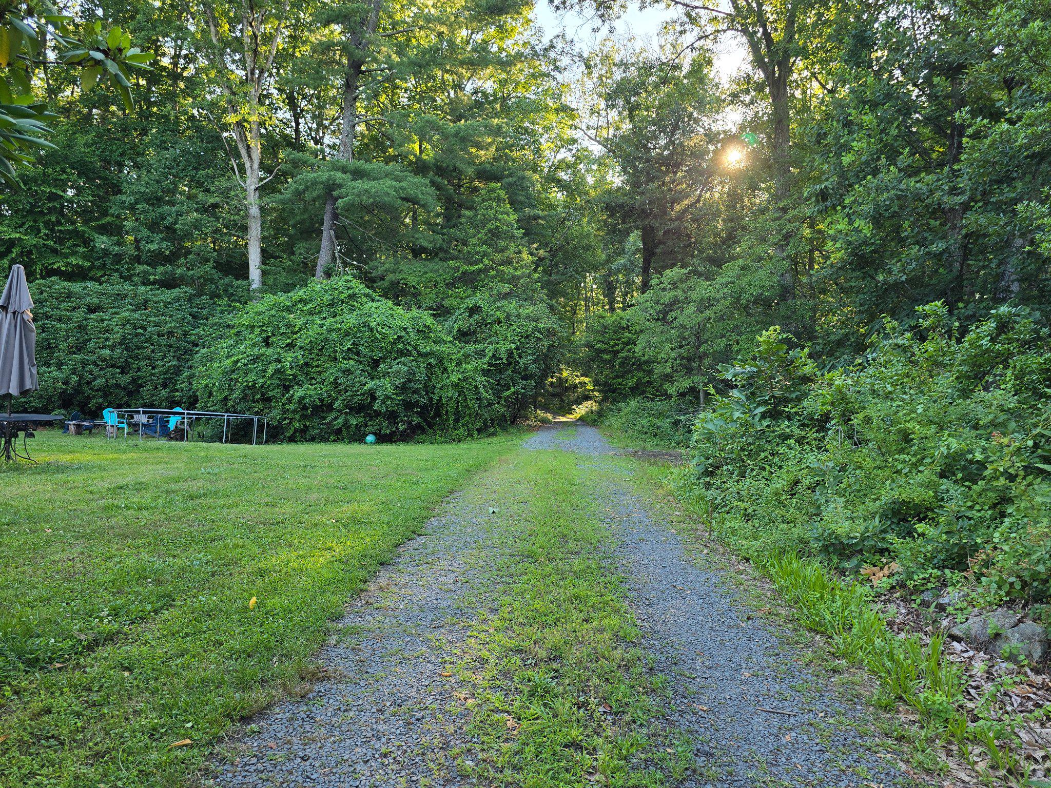 6301 Leeds Manor Property Photo 4