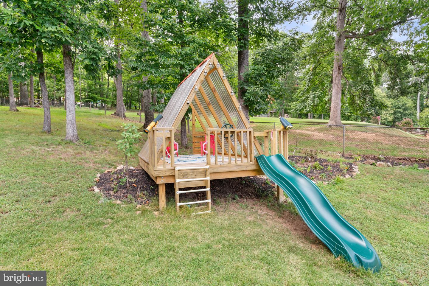 6622 Kelly Rd Property Photo 2