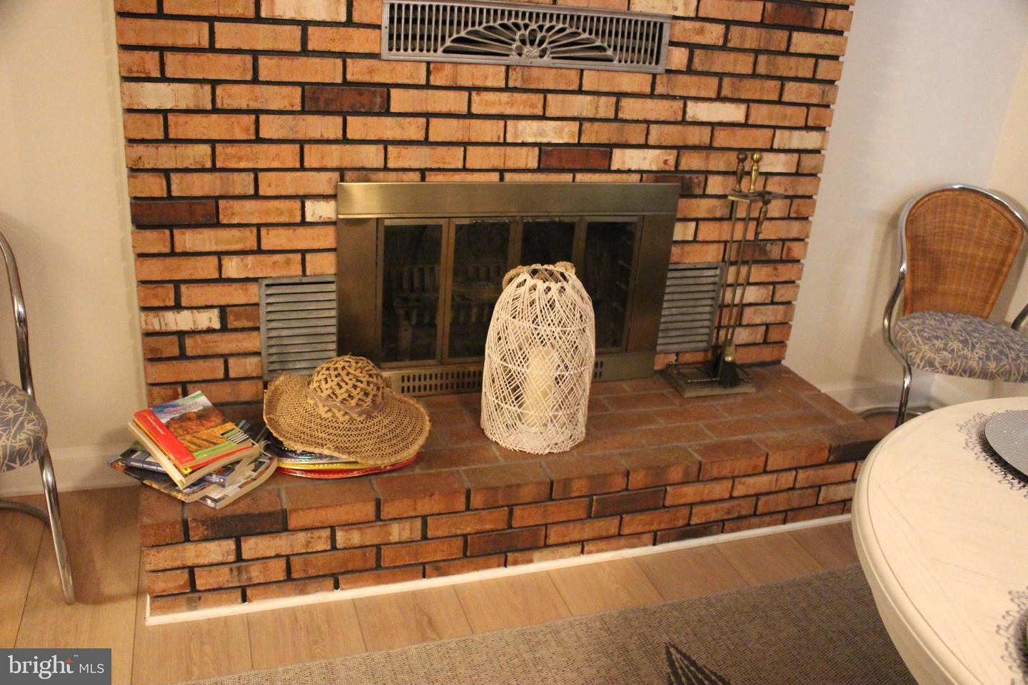 7787 Greenwich Rd Property Photo 21