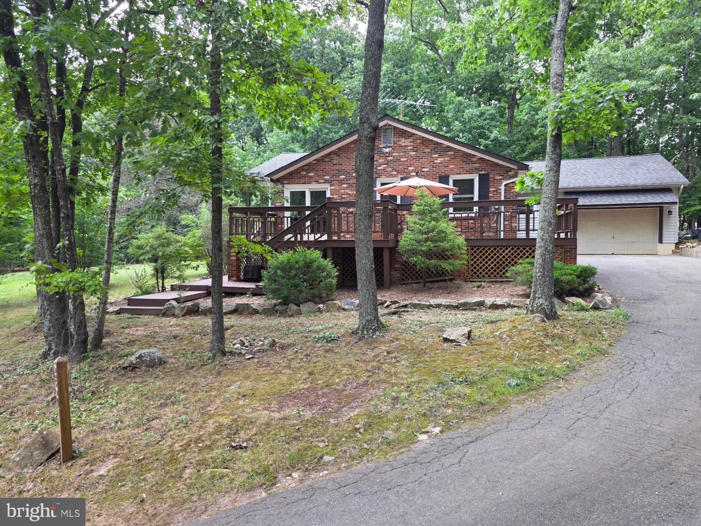 5250 Dapple Ln Property Photo 1