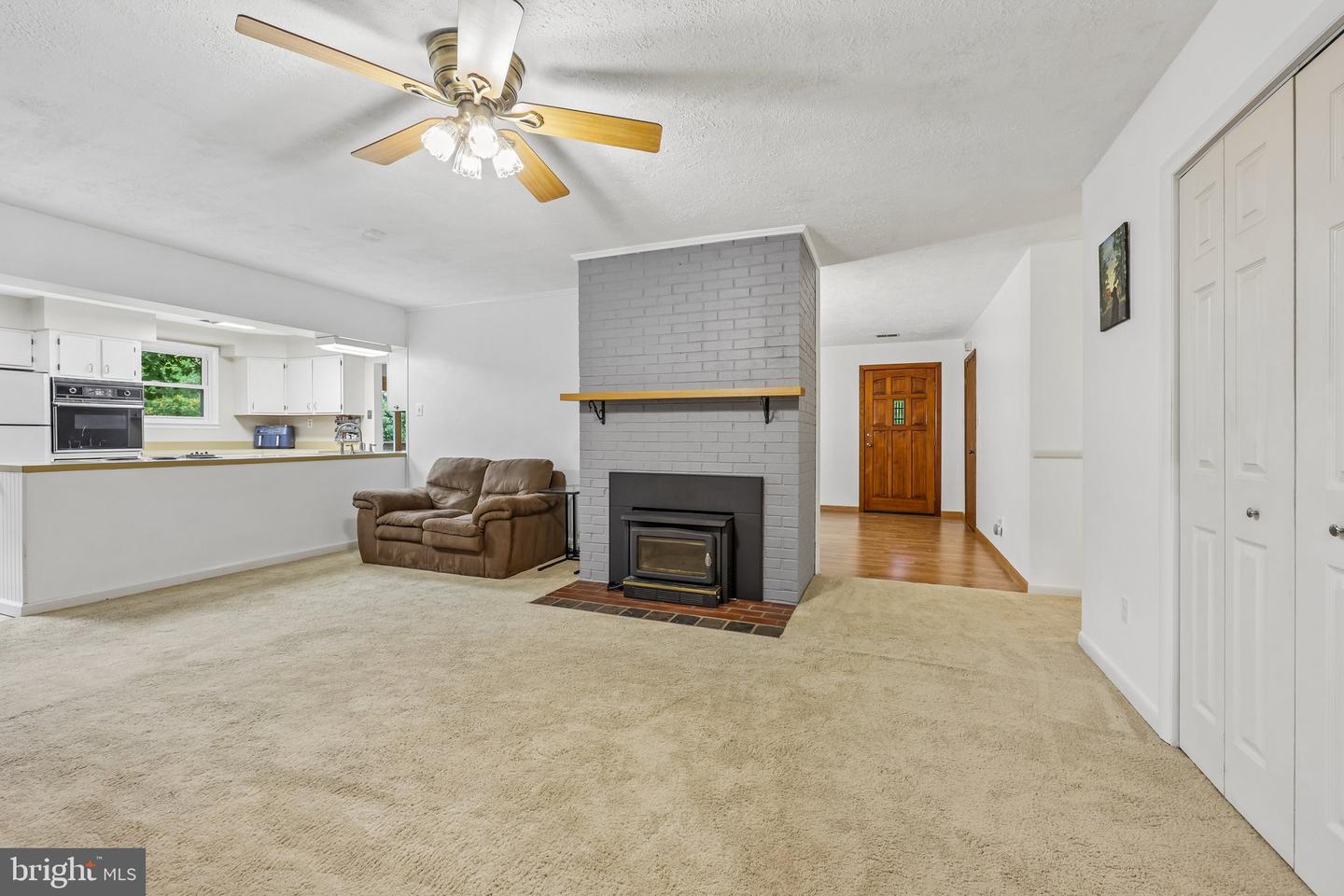 5250 Dapple Ln Property Photo 8