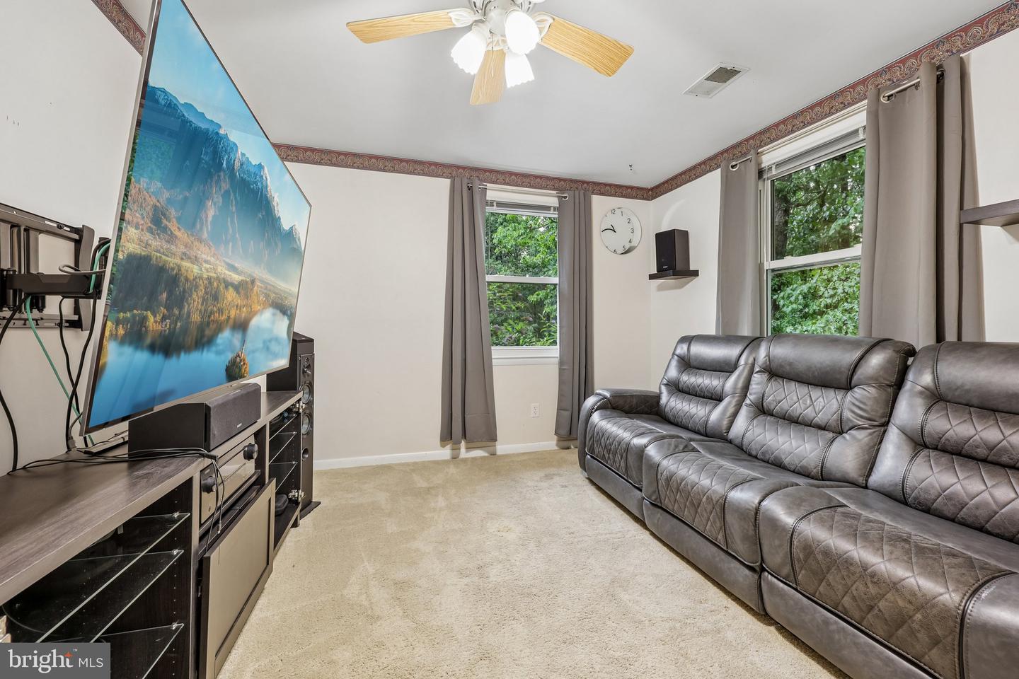 5250 Dapple Ln Property Photo 20