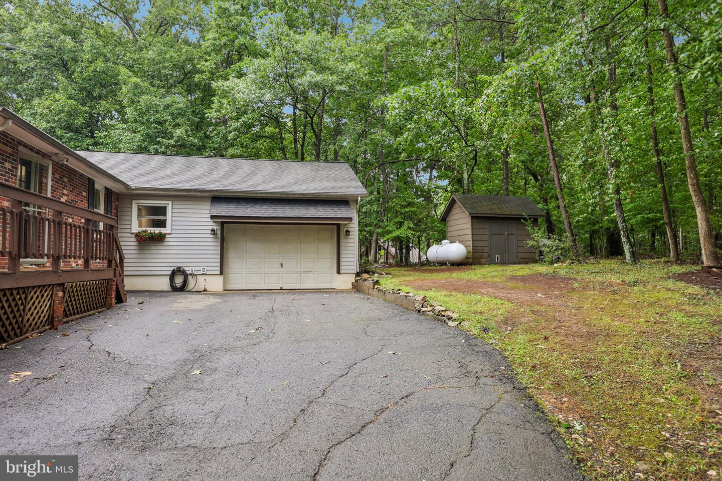 5250 Dapple Ln Property Photo 36