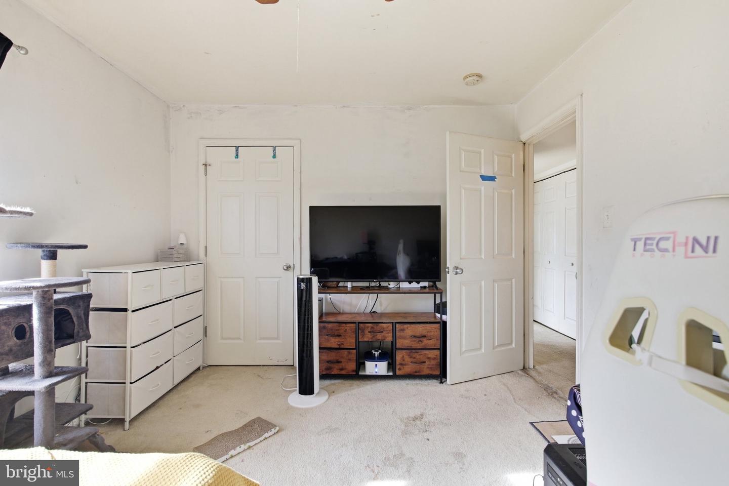6403 Schoolhouse Rd #j Property Photo 19