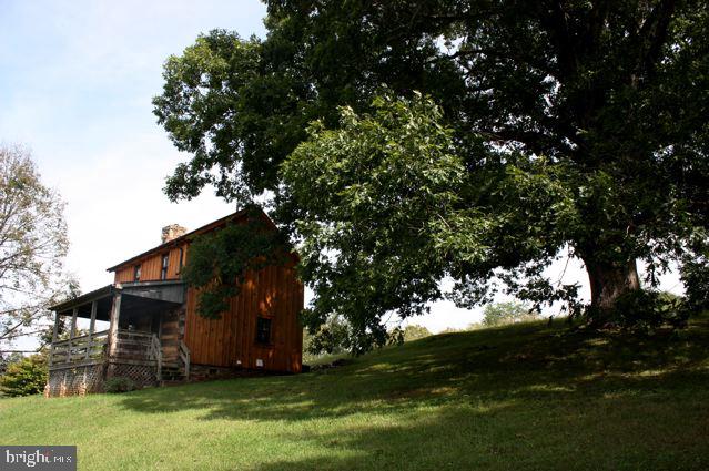 12498 Crest Hill Rd Property Photo 3