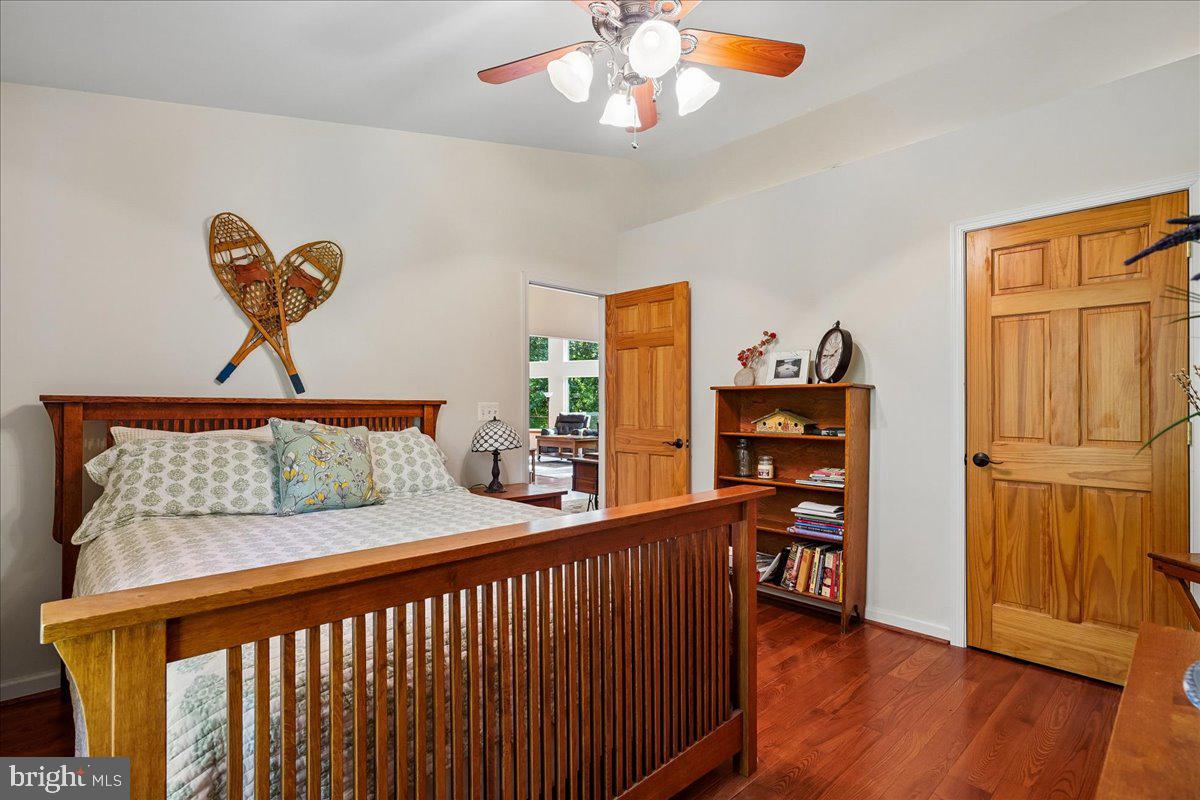4742 Greene Love Ln Property Photo 43