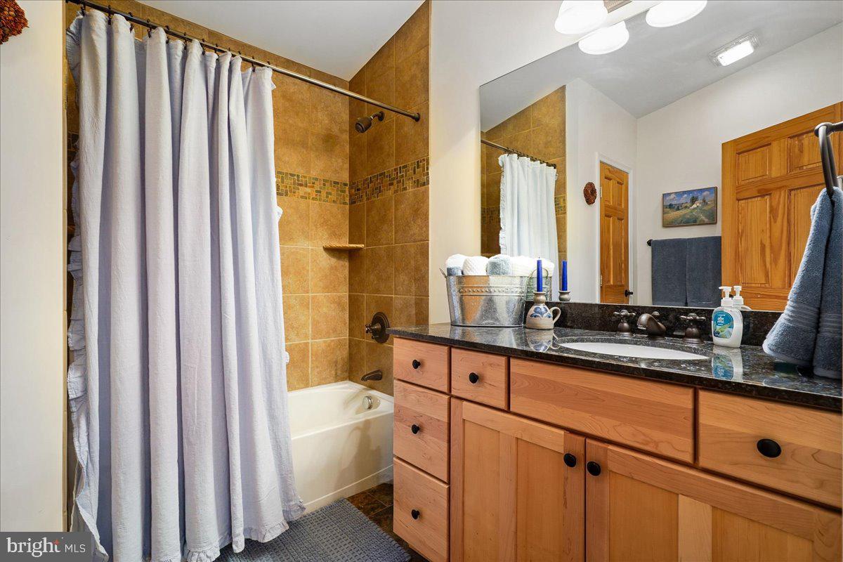4742 Greene Love Ln Property Photo 44