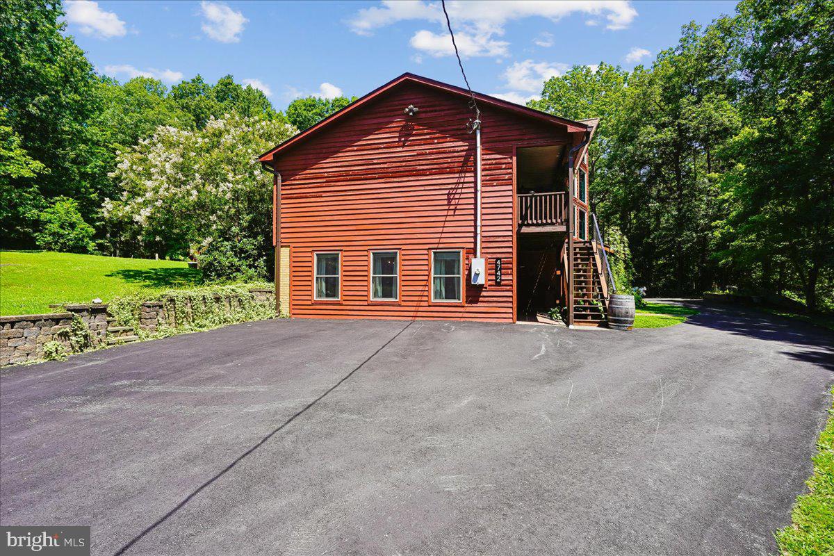 4742 Greene Love Ln Property Photo 100