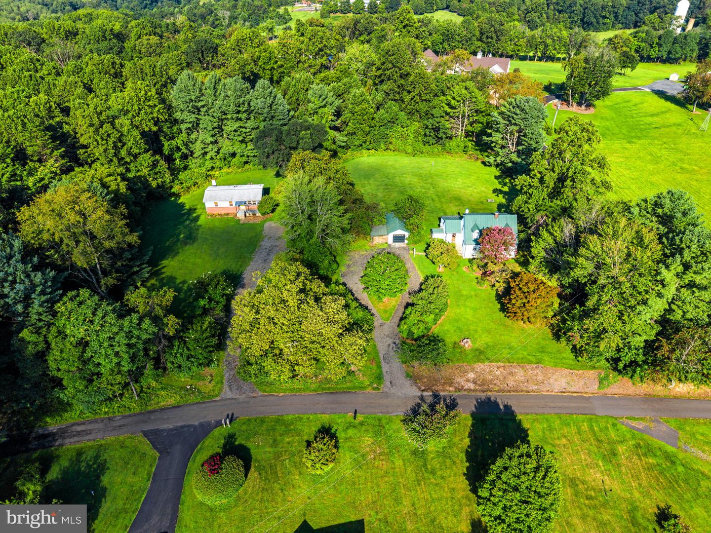 4400 Scotts Rd Property Photo 1