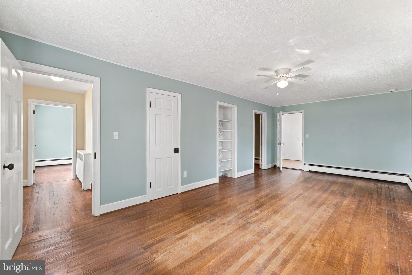 4400 Scotts Rd Property Photo 17