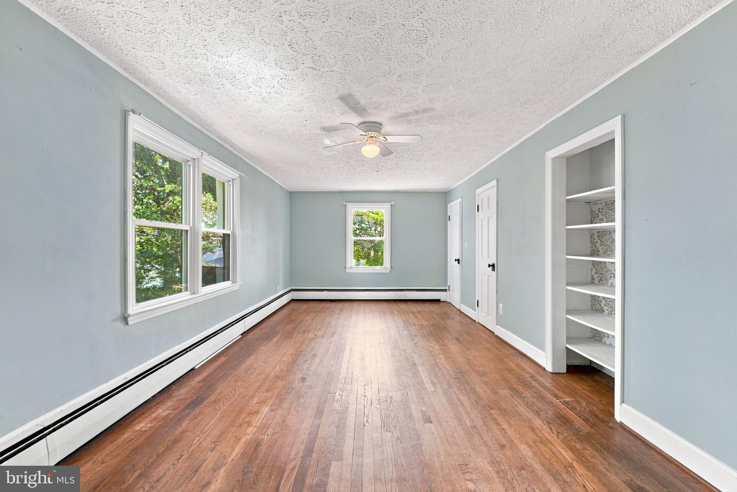 4400 Scotts Rd Property Photo 18