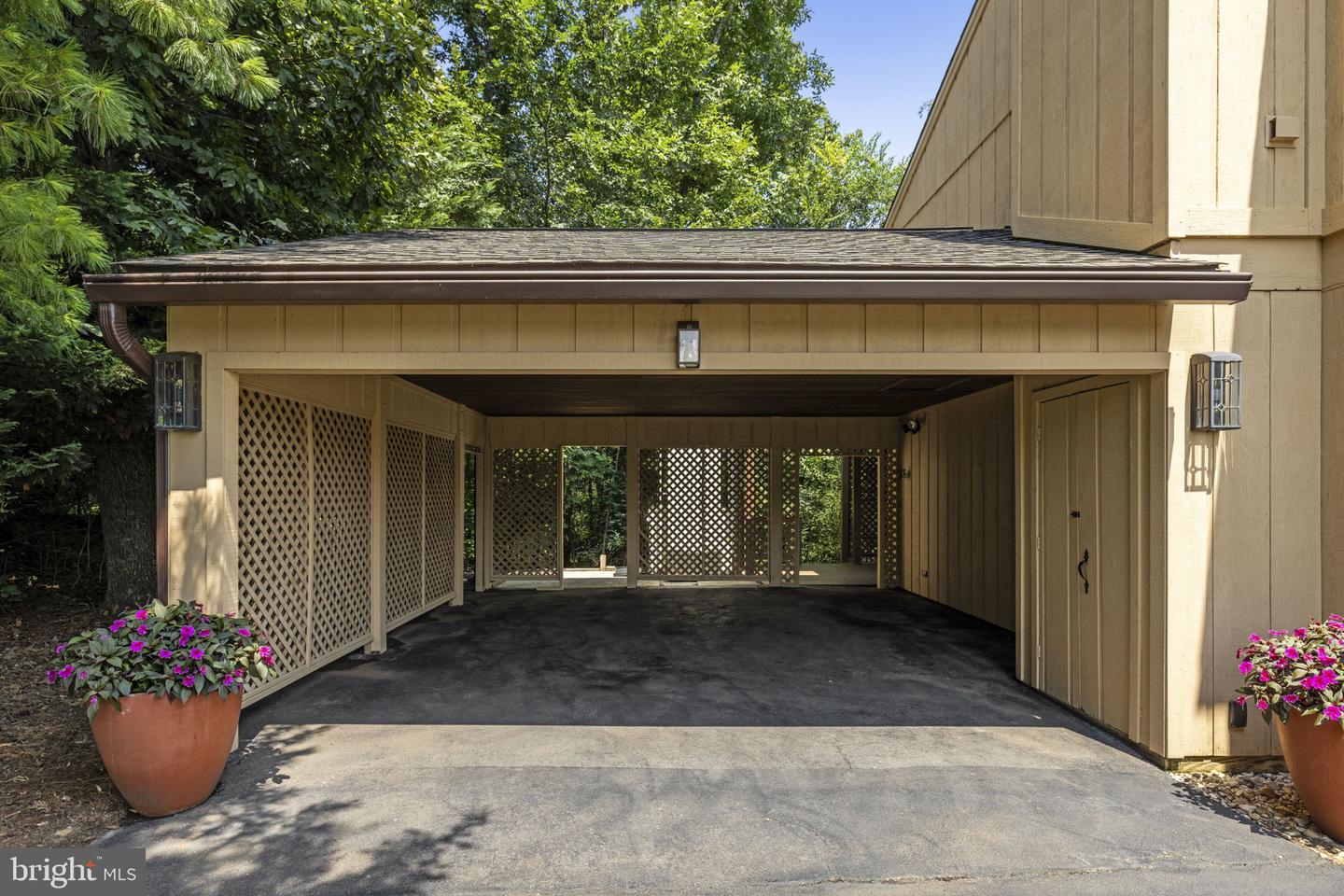 4368 Sunset Ct Property Photo 13