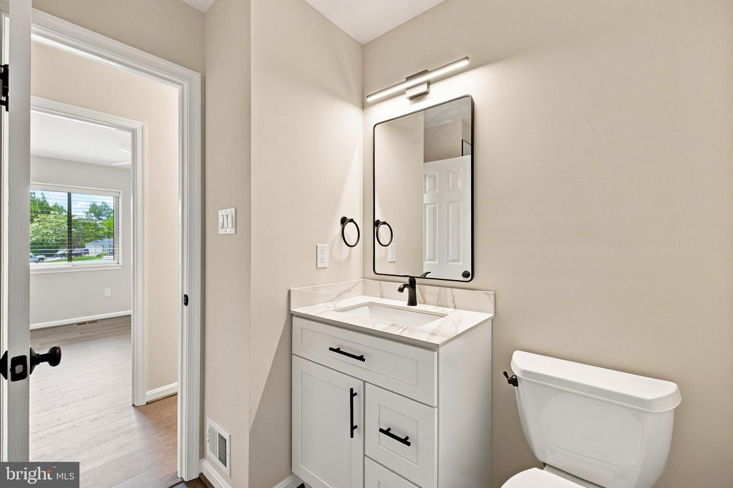 4368 Sunset Ct Property Photo 29