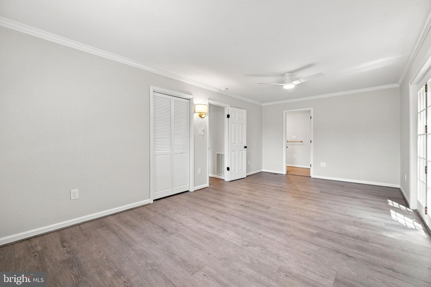 4368 Sunset Ct Property Photo 36