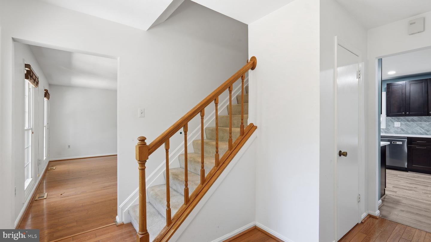 7407 Cedar Run Dr Property Photo 14