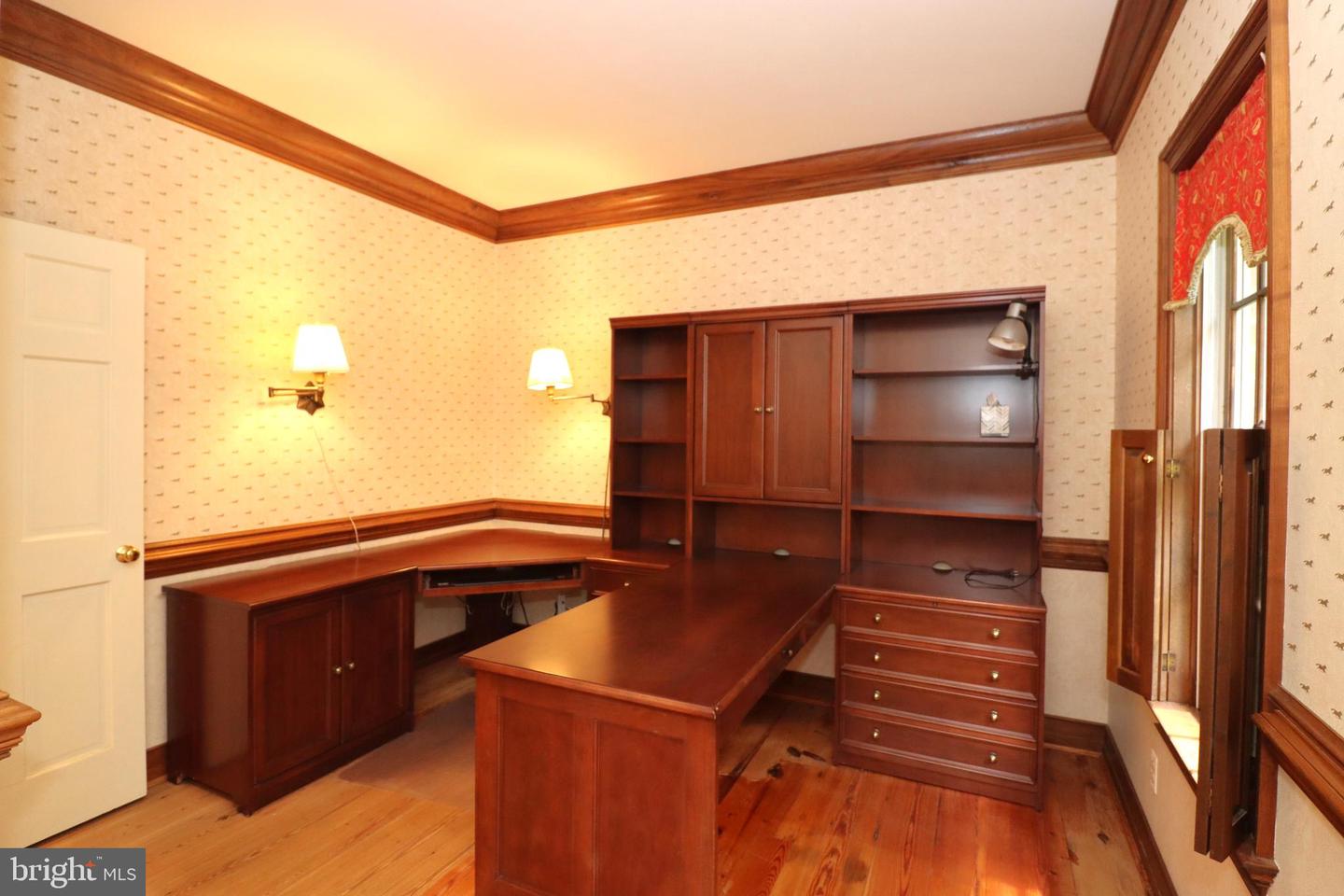 8000 Springhope Dr Property Photo 34