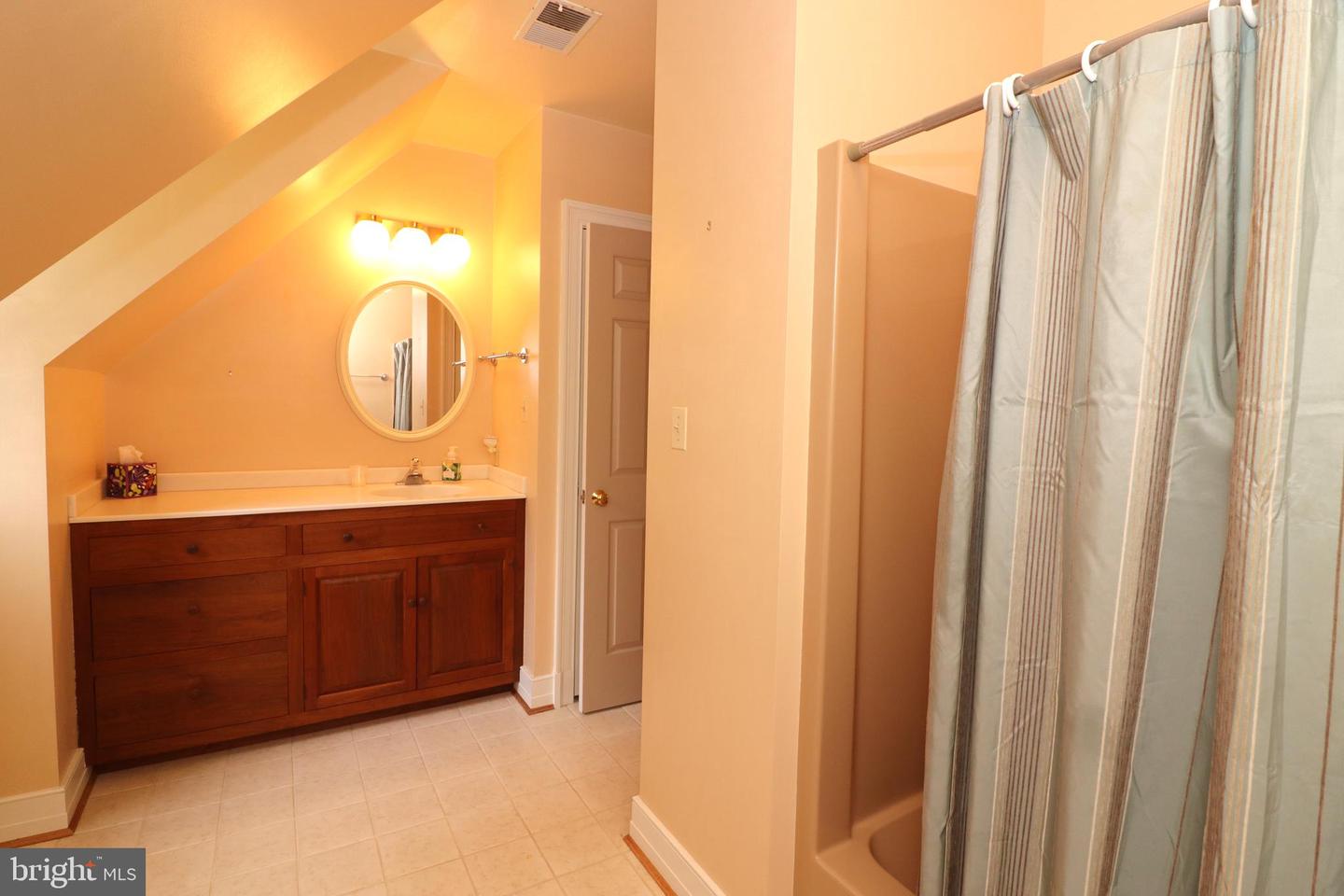 8000 Springhope Dr Property Photo 52