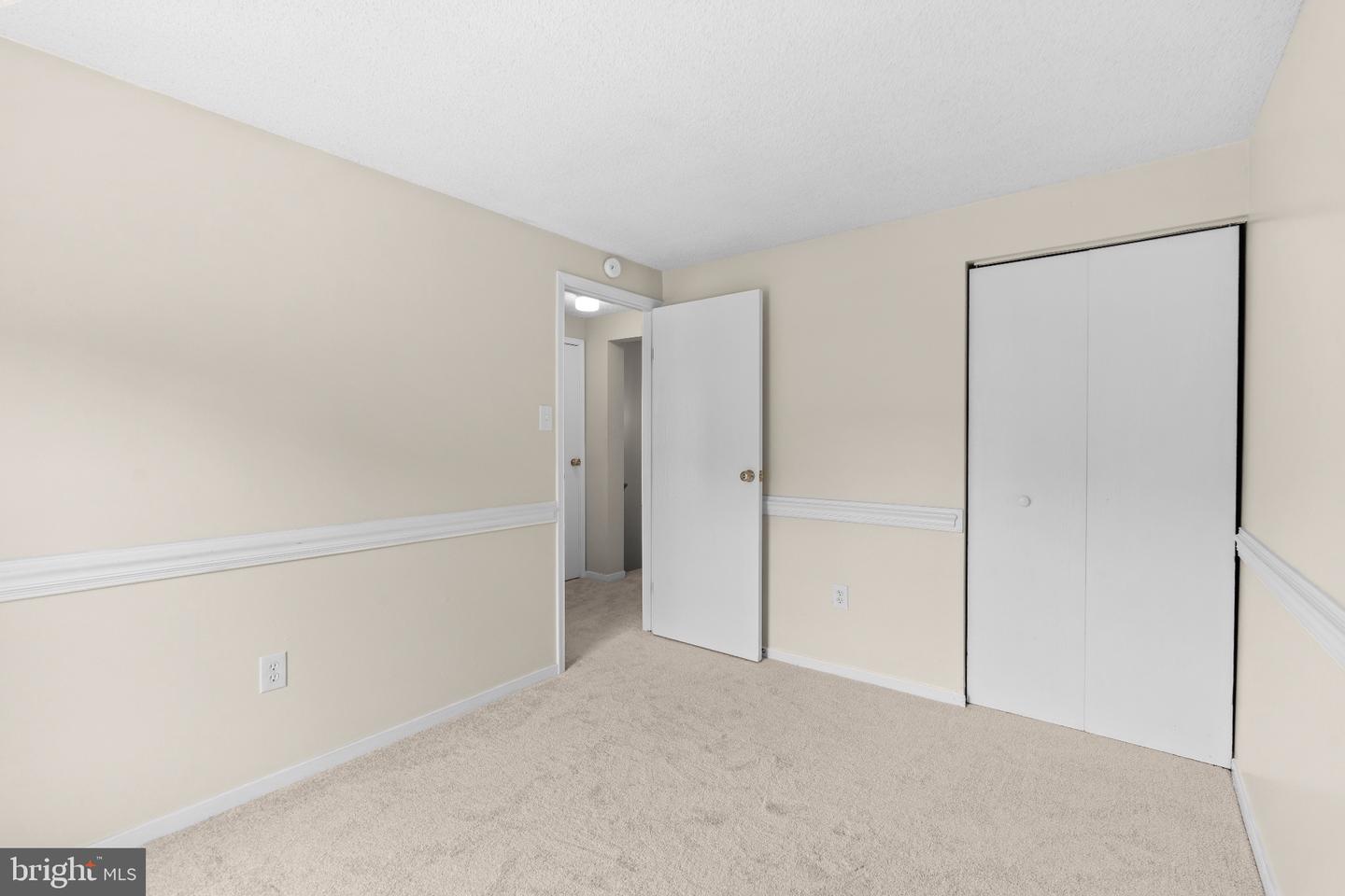 127 Split Oak St Property Photo 10