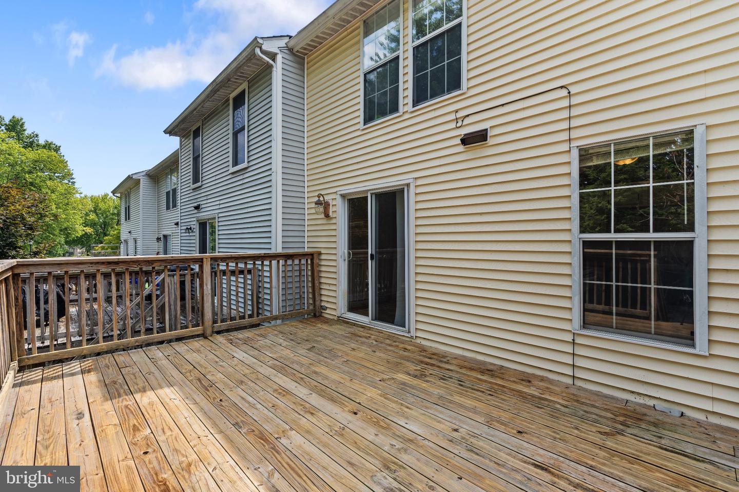 127 Split Oak St Property Photo 22
