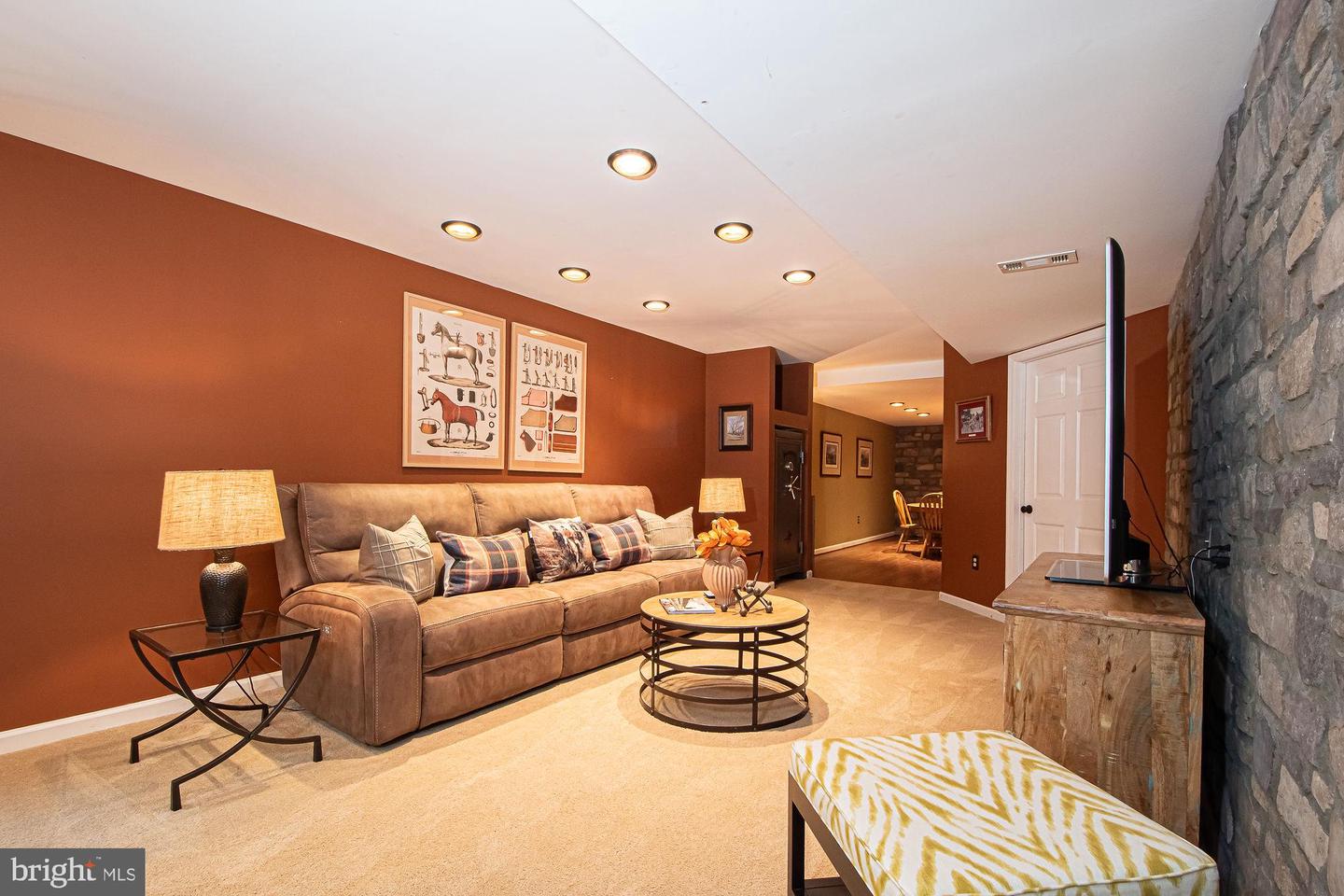 364 Singleton Cir Property Photo 54
