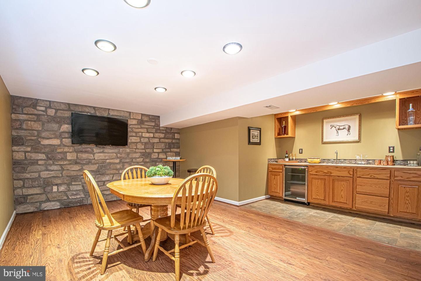 364 Singleton Cir Property Photo 58