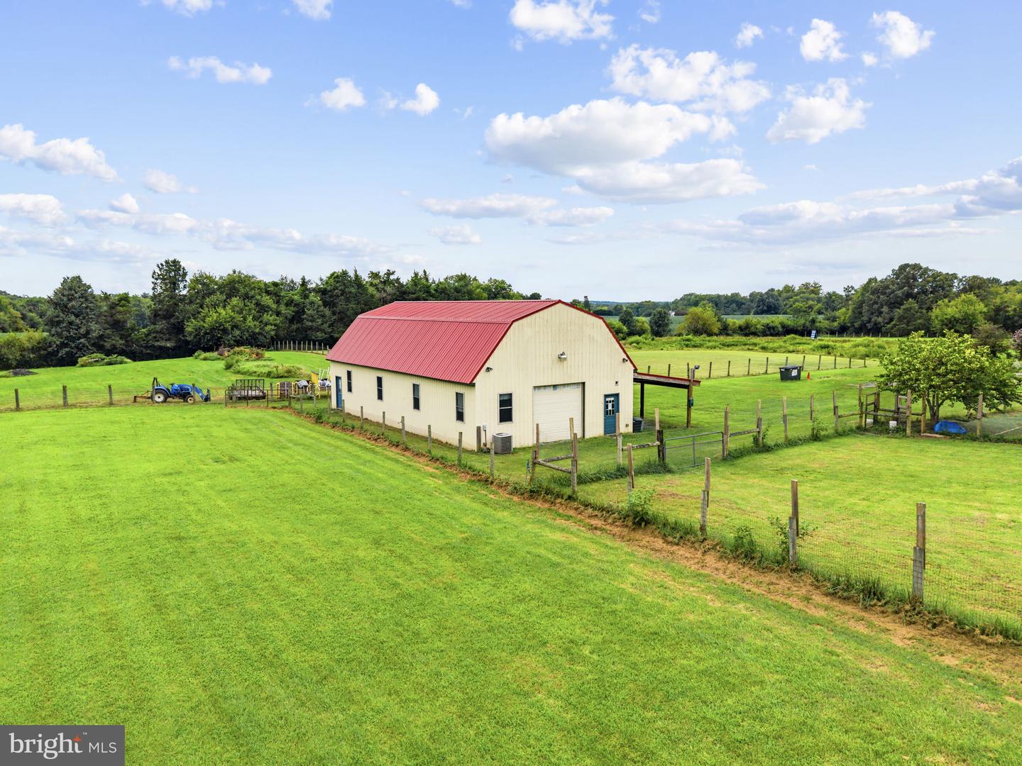 10401 Green Rd Property Photo 21