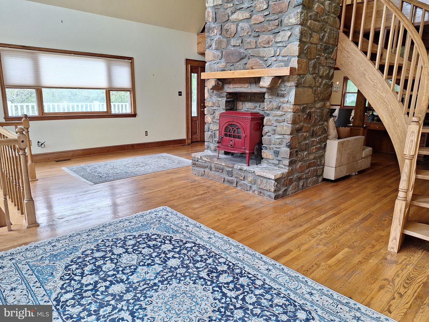 9078 Knoll Run Ln Property Photo 12