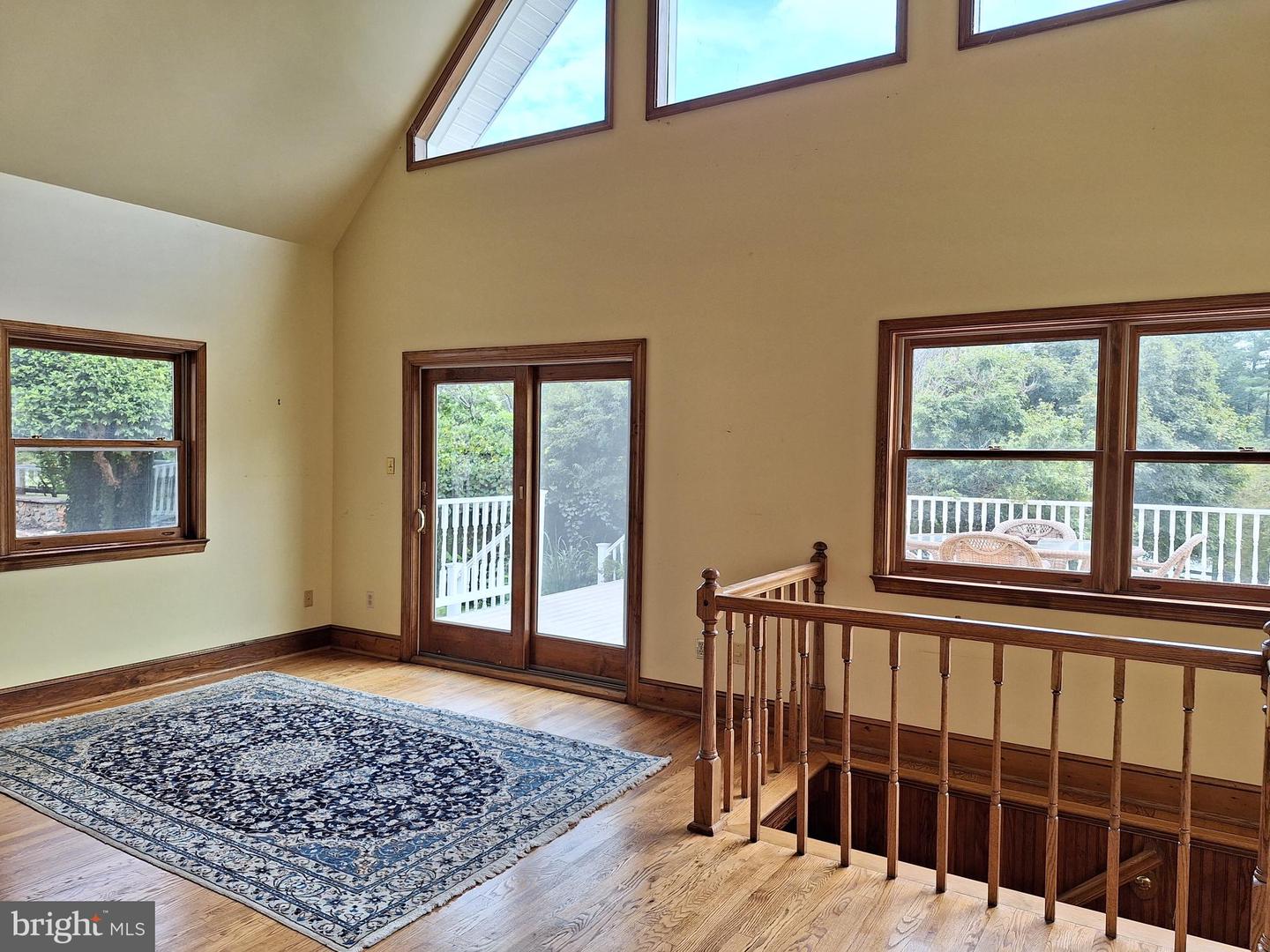 9078 Knoll Run Ln Property Photo 14