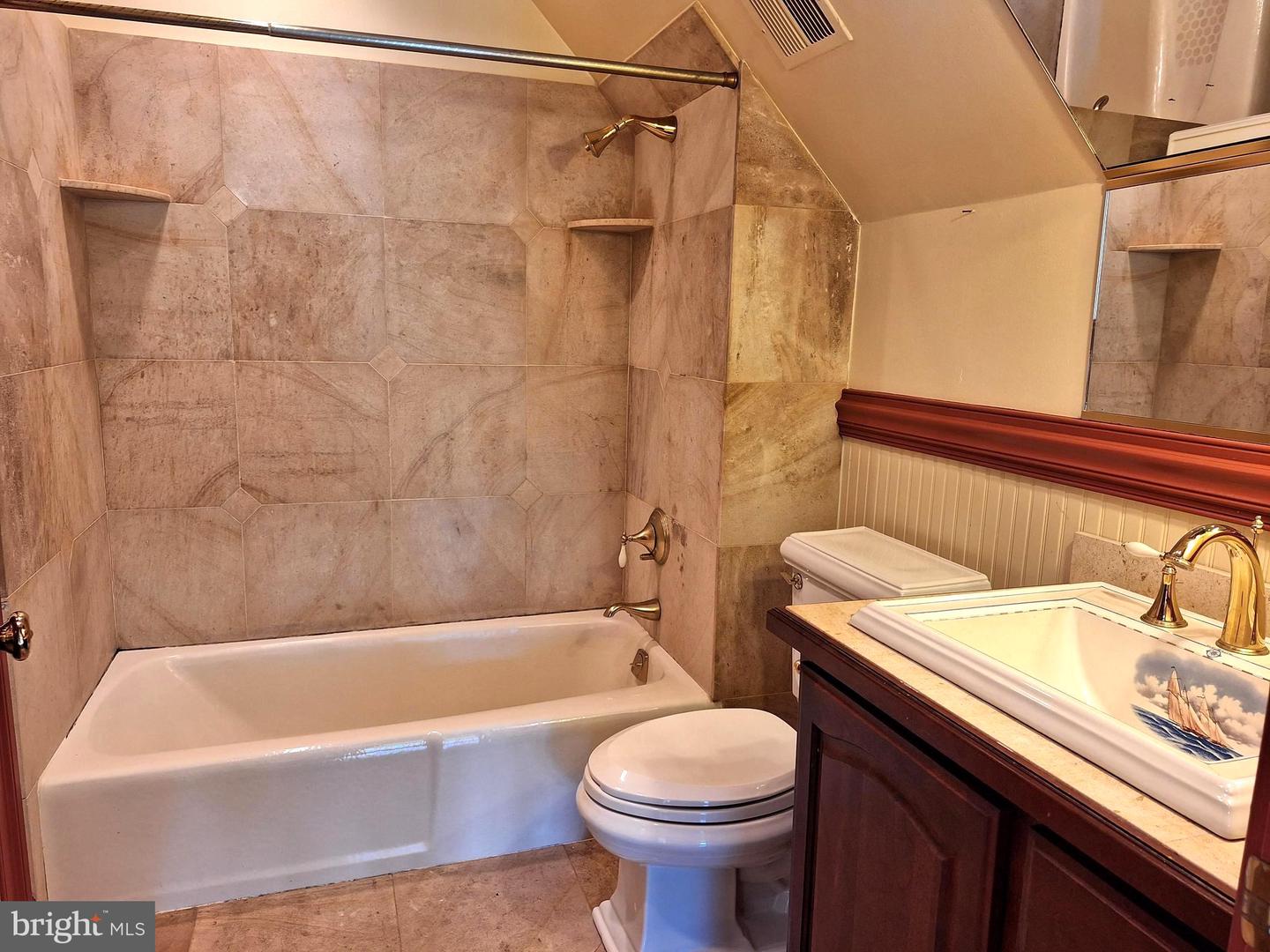 9078 Knoll Run Ln Property Photo 28