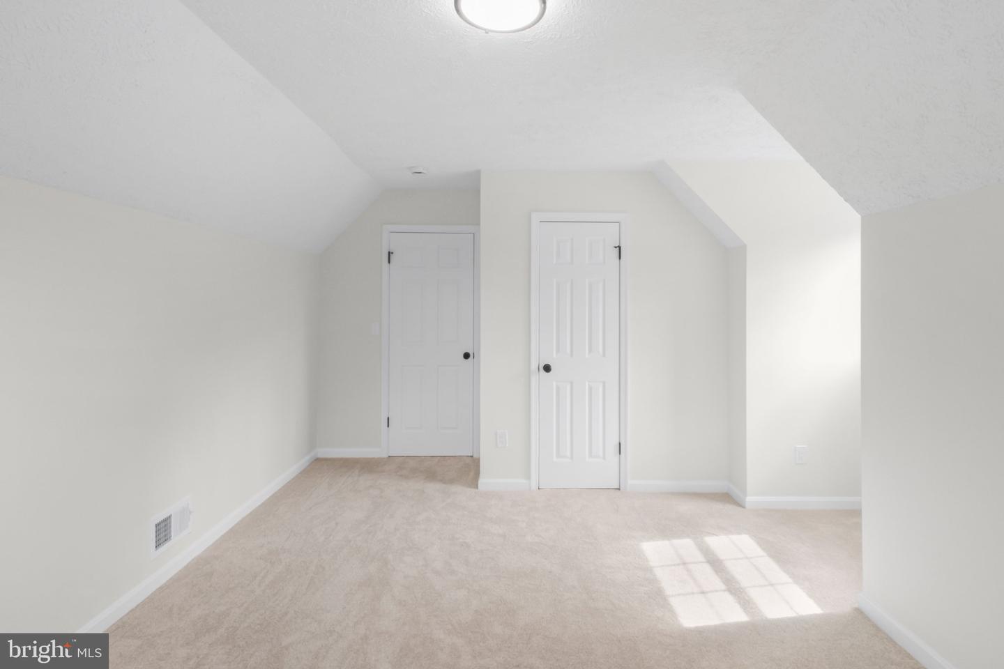 7130 Alleghany St Property Photo 14