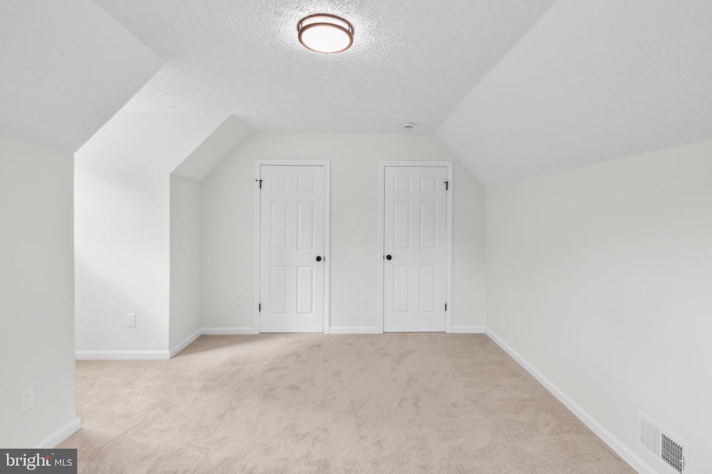 7130 Alleghany St Property Photo 17