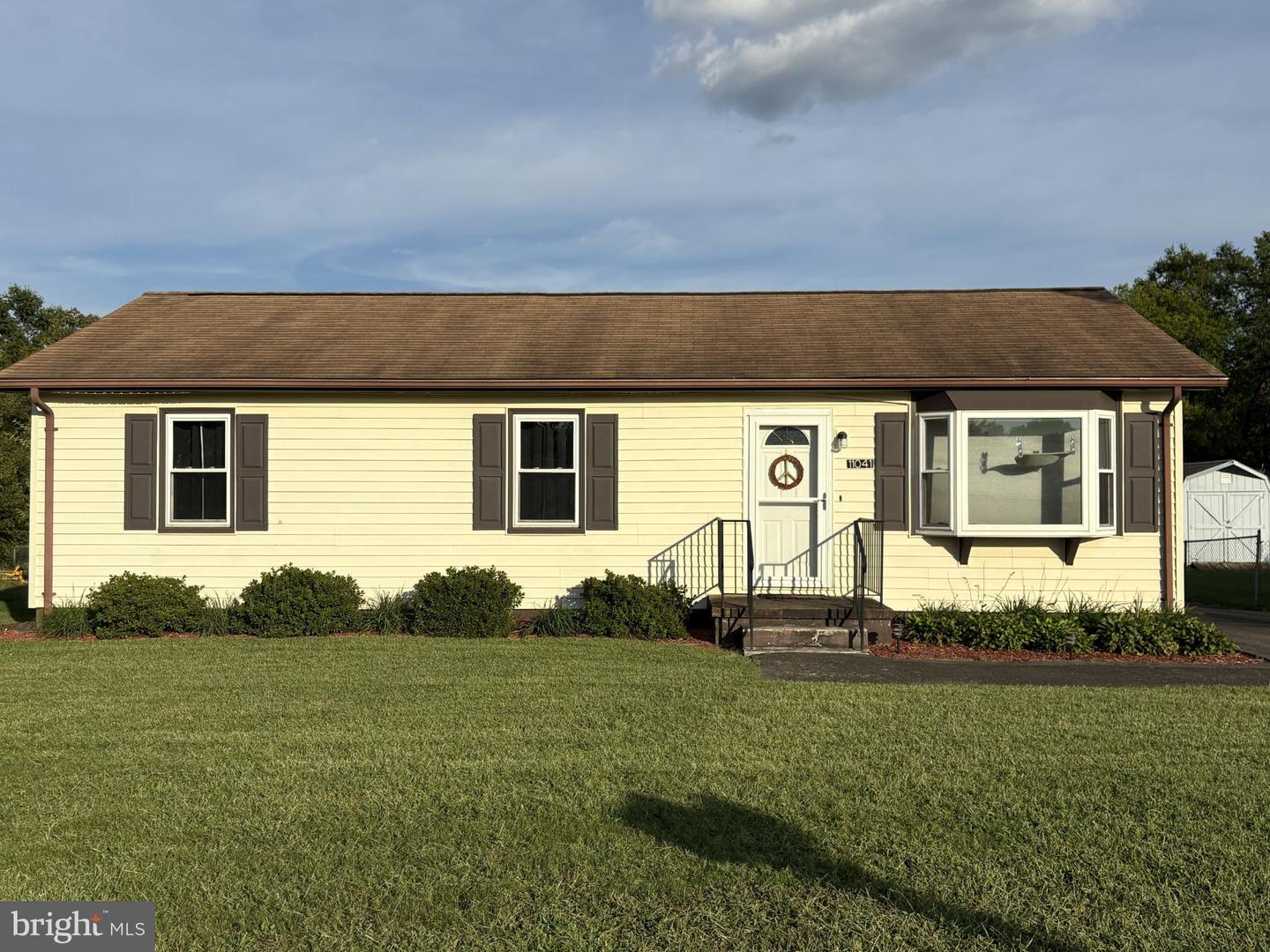 11041 Blake Ln Property Photo 2