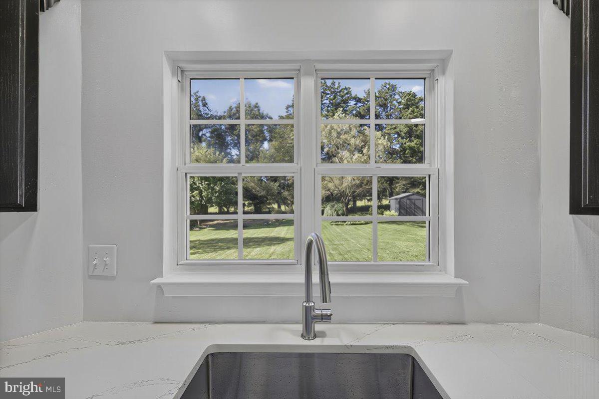 28 Brookshire Dr Property Photo 11