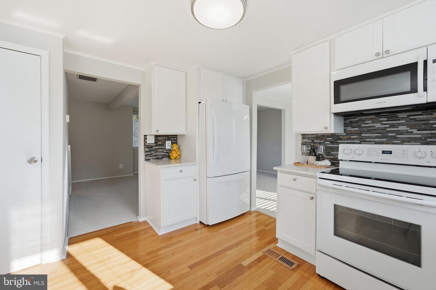 6412 Lancaster Property Photo 22