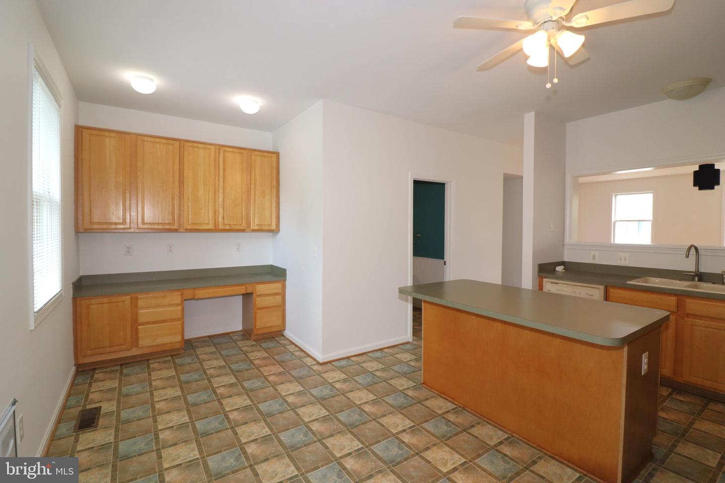 52 Quarterpole Ct Property Photo 12