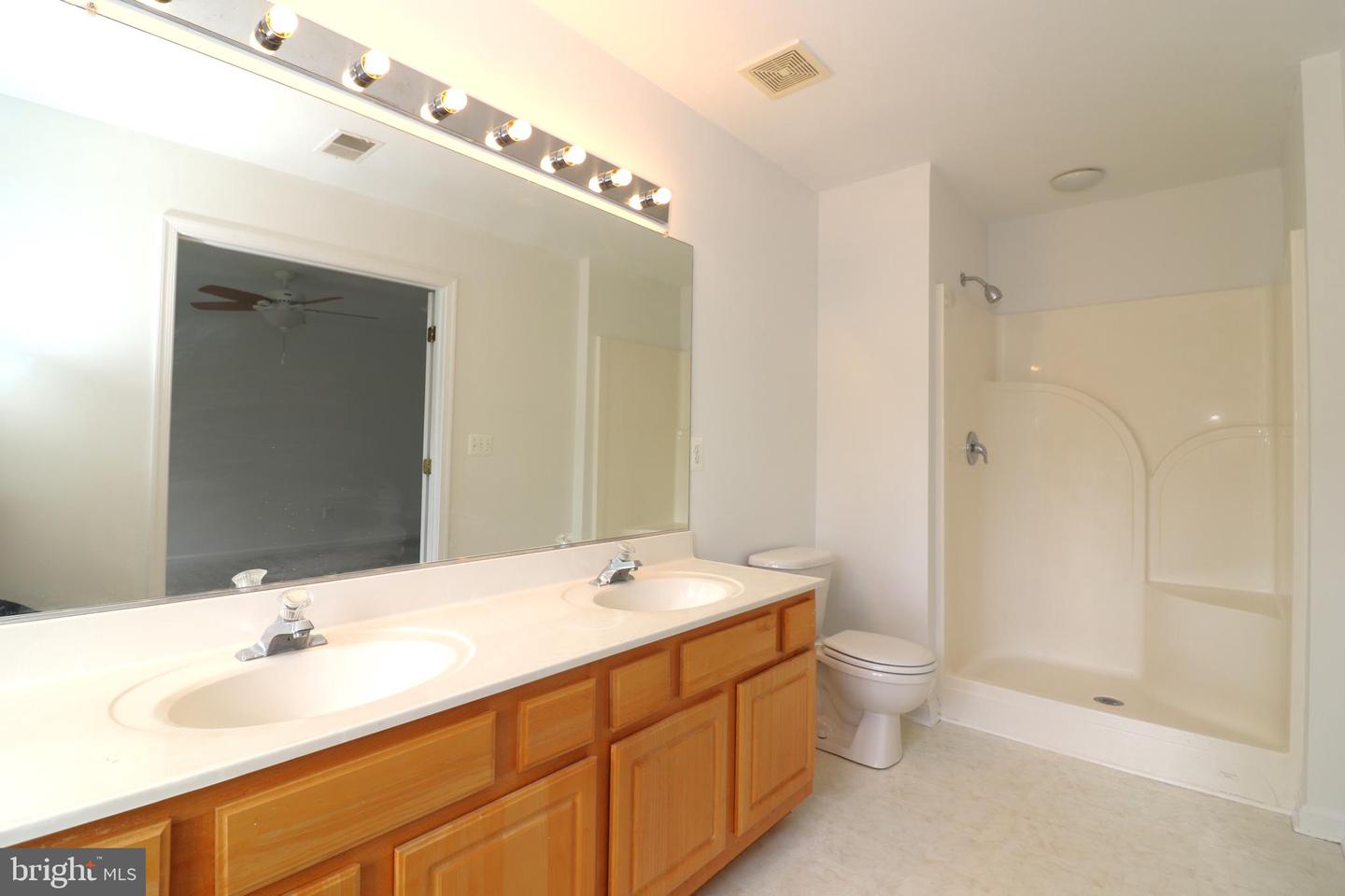 52 Quarterpole Ct Property Photo 20