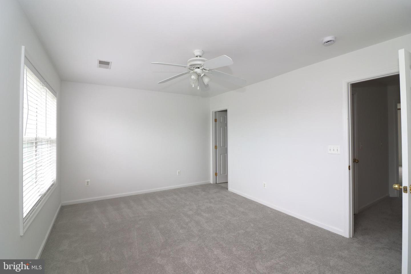 52 Quarterpole Ct Property Photo 23
