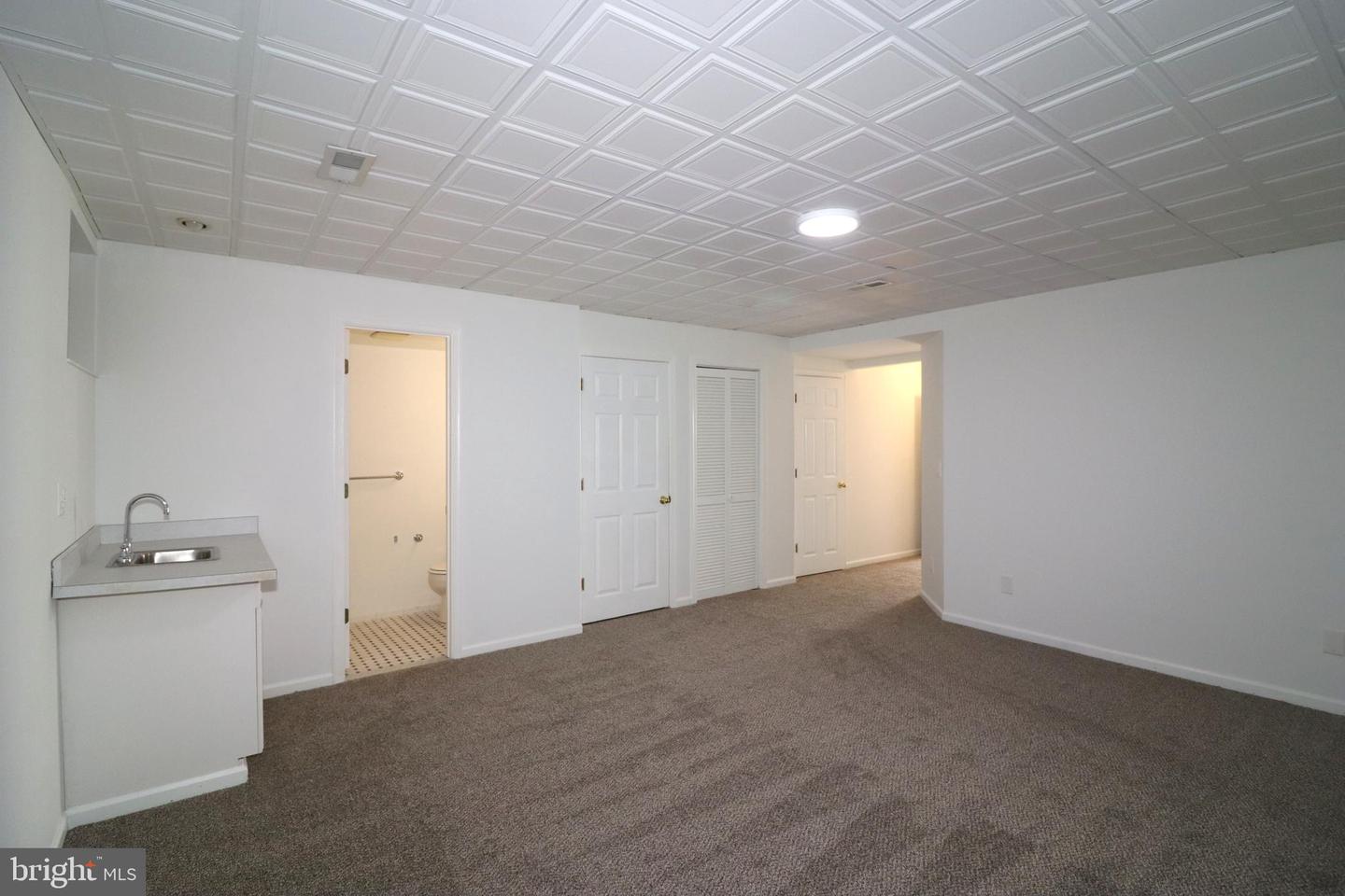 52 Quarterpole Ct Property Photo 27