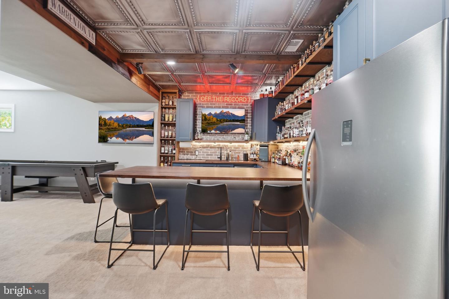4863 Point Property Photo 6