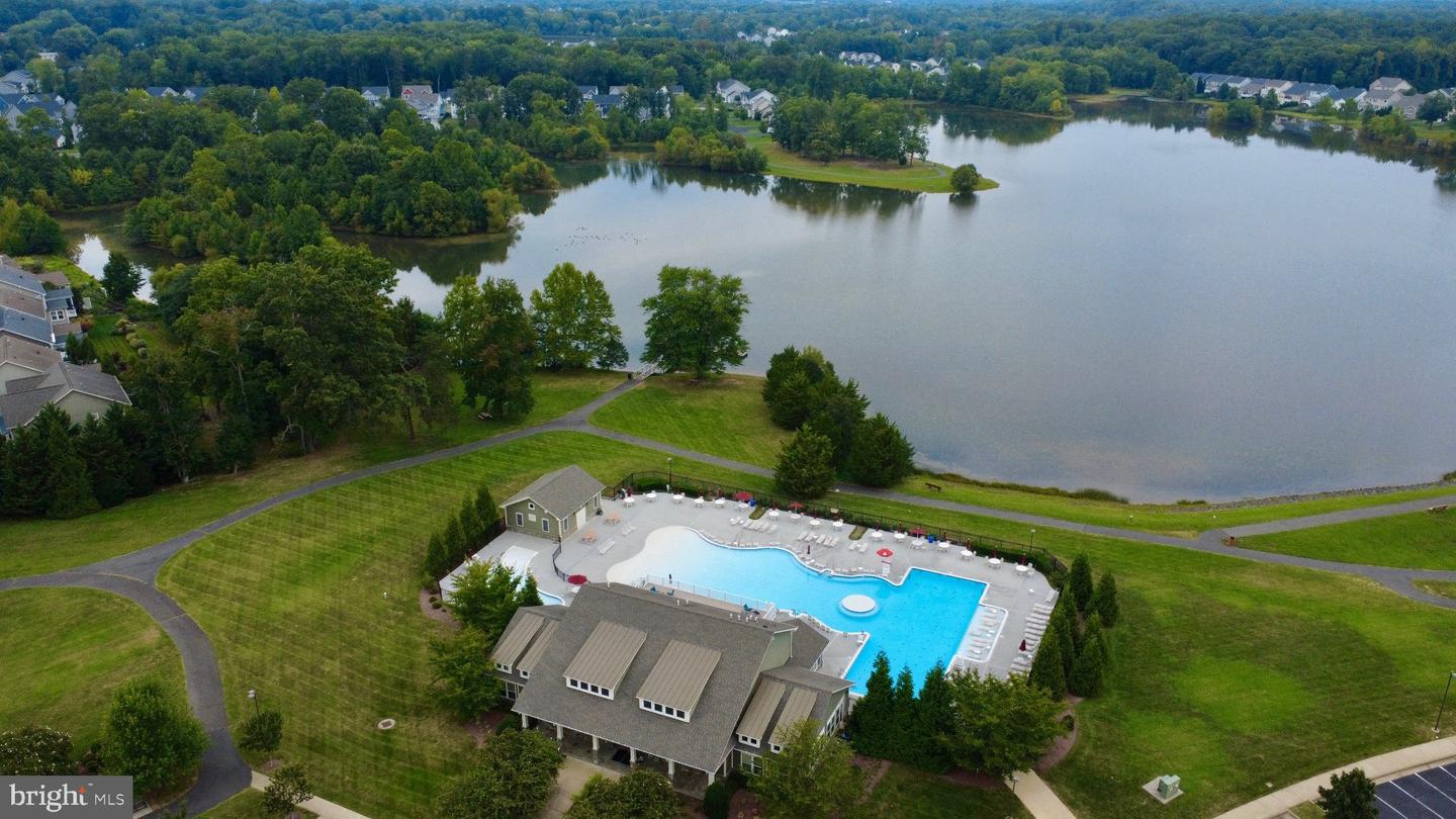 4863 Point Property Photo 9