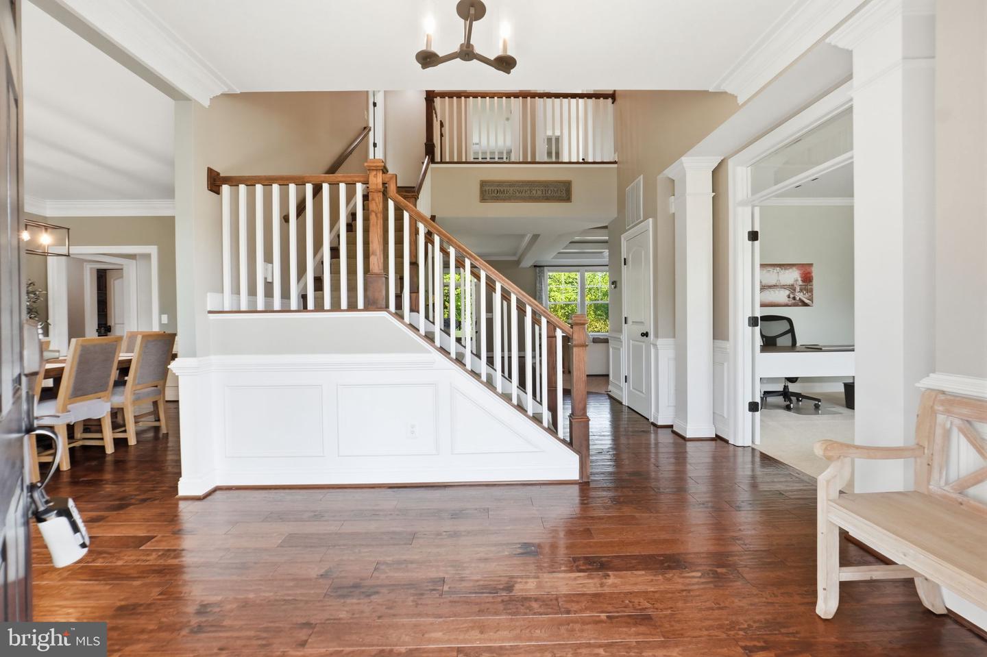 4863 Point Property Photo 11
