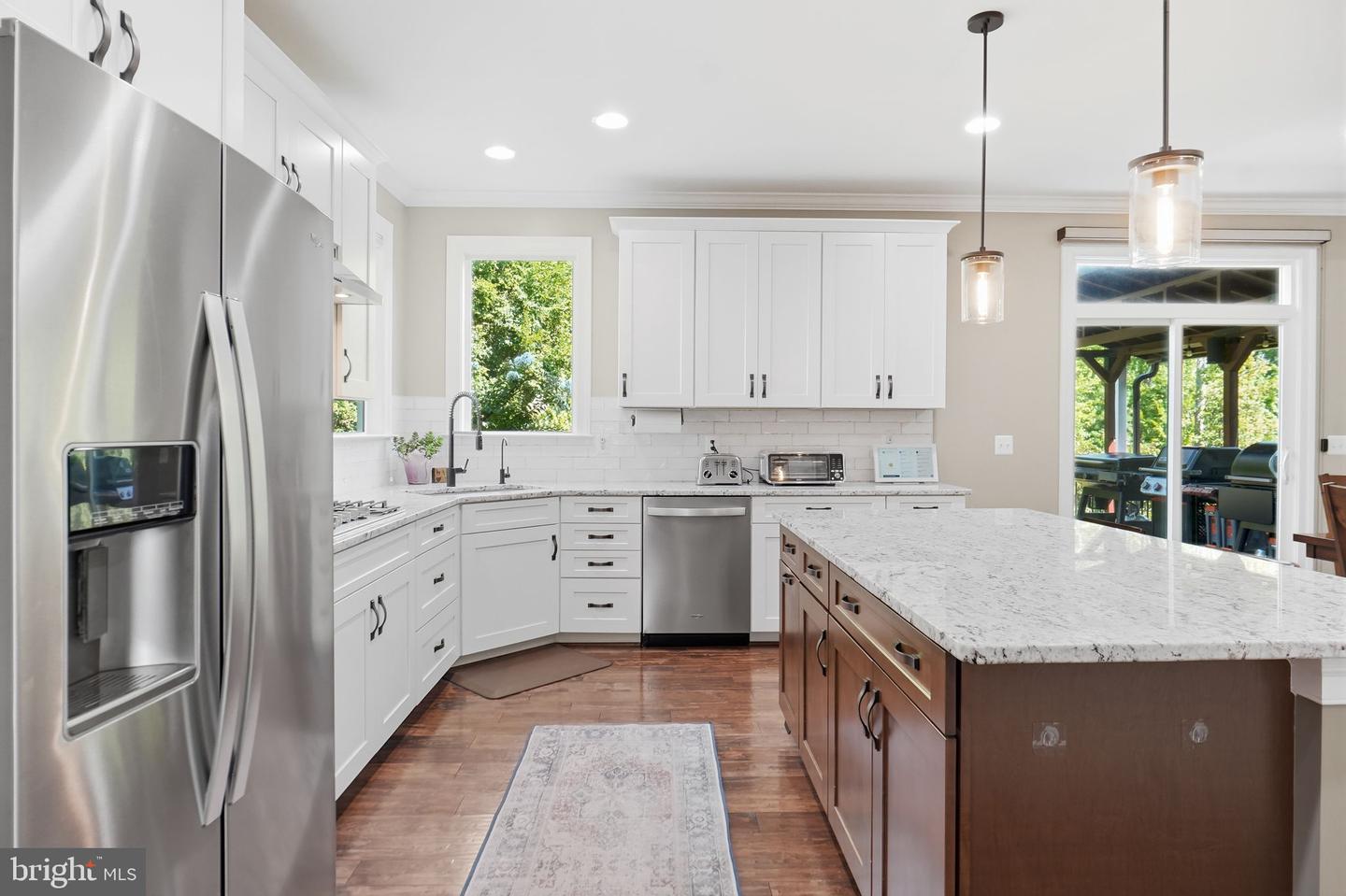 4863 Point Property Photo 16