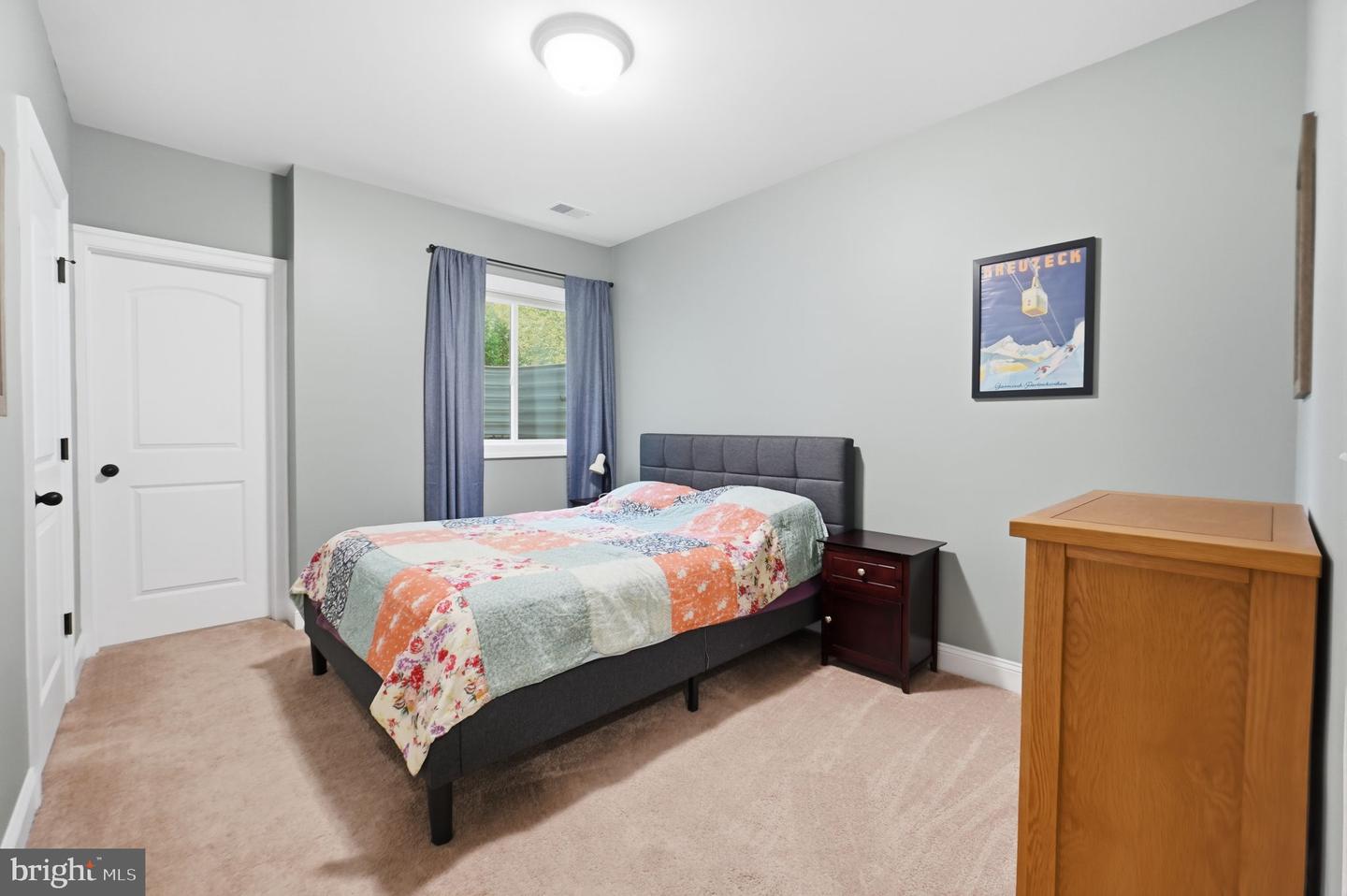 4863 Point Property Photo 49