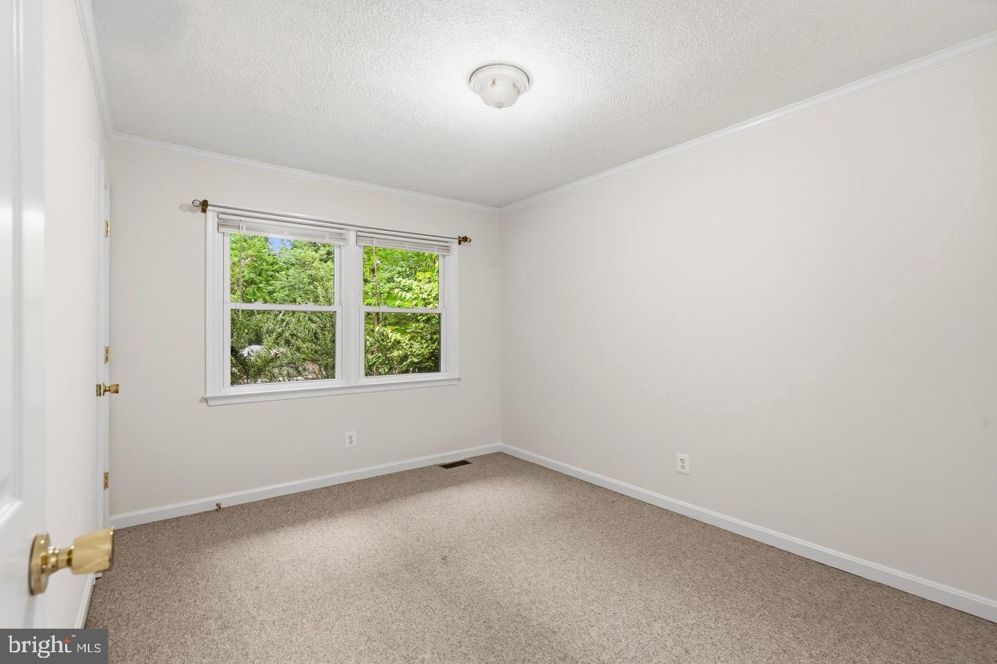 9808 Timber Hts Property Photo 31