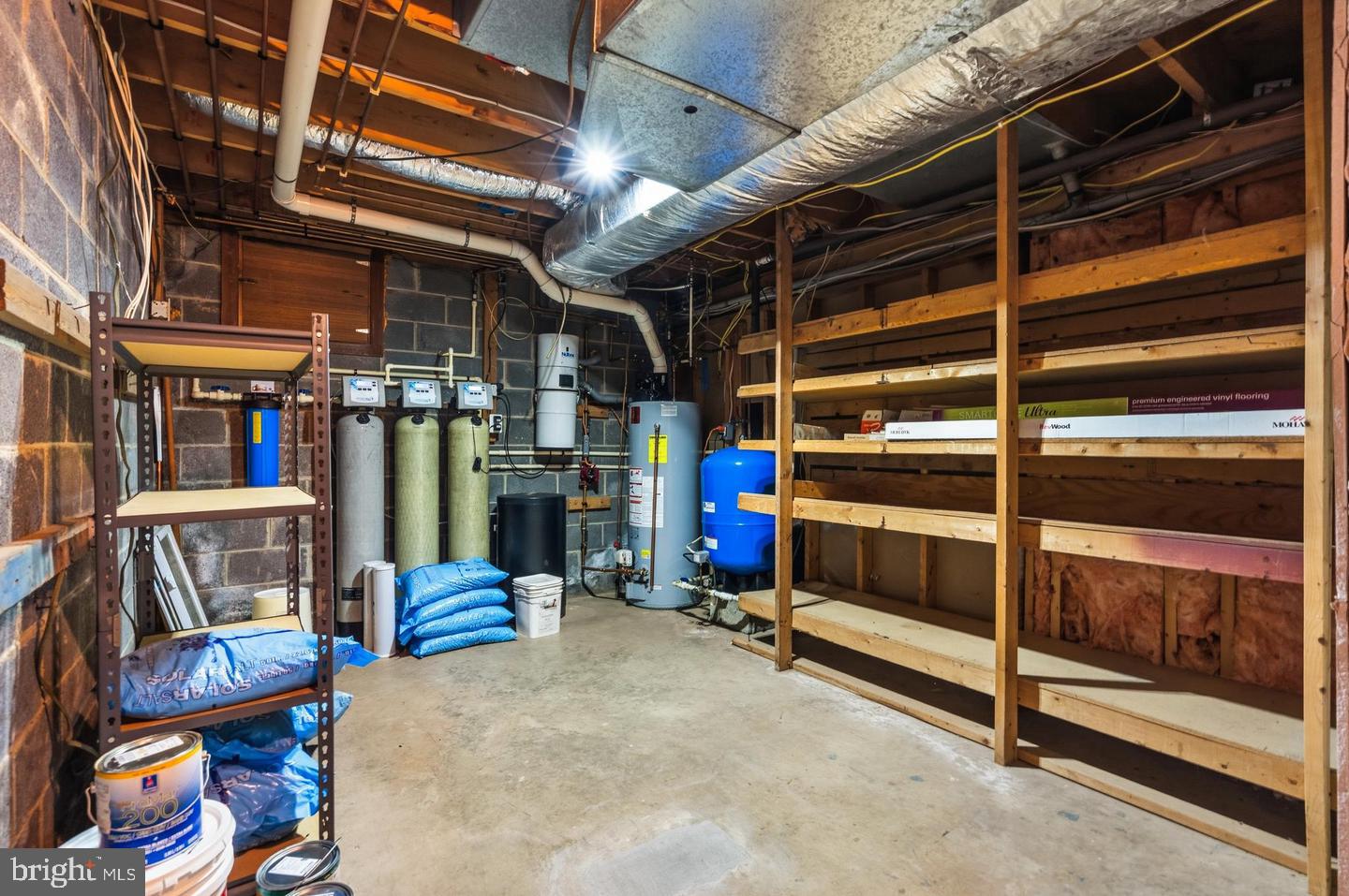 9808 Timber Hts Property Photo 38