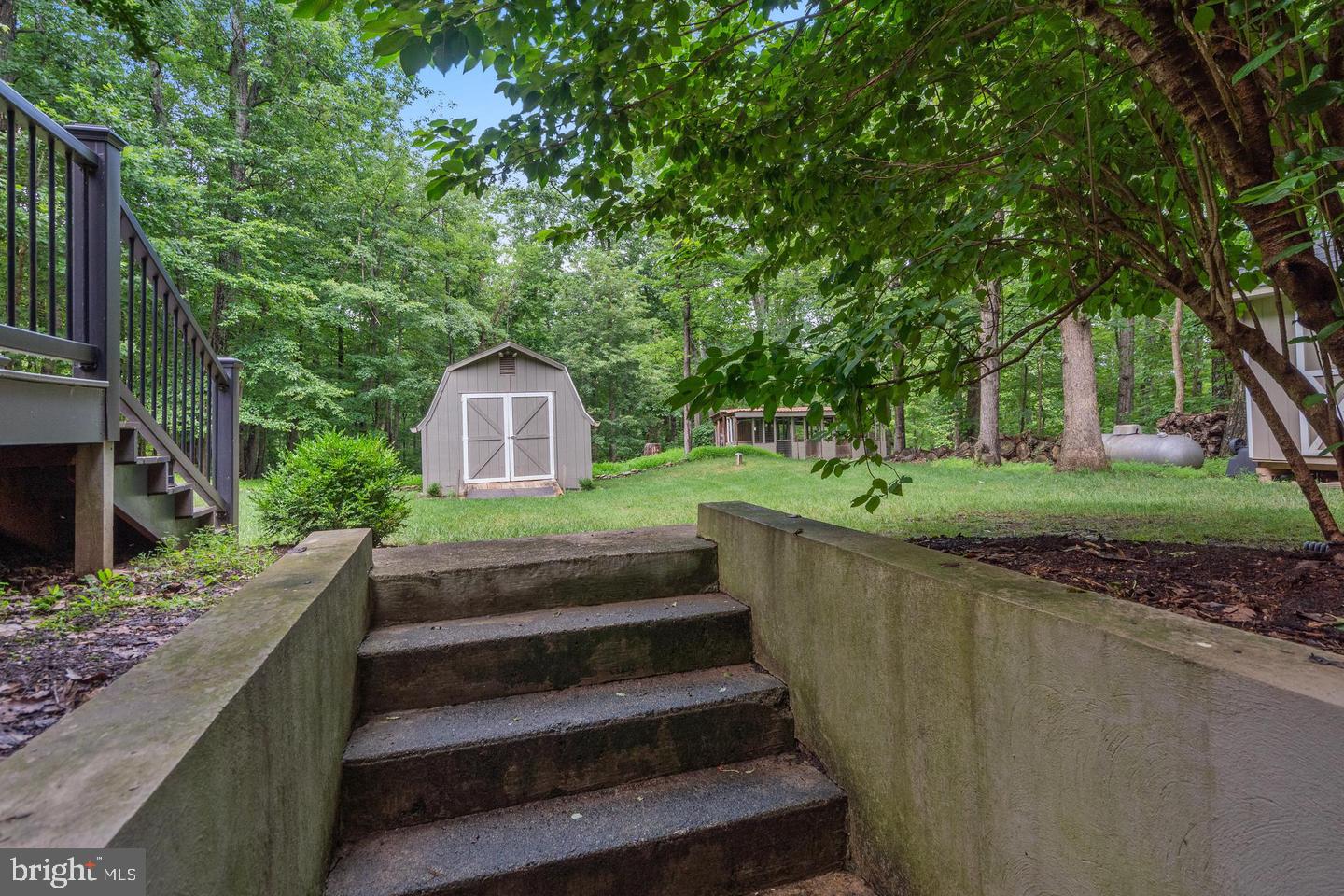 9808 Timber Hts Property Photo 40
