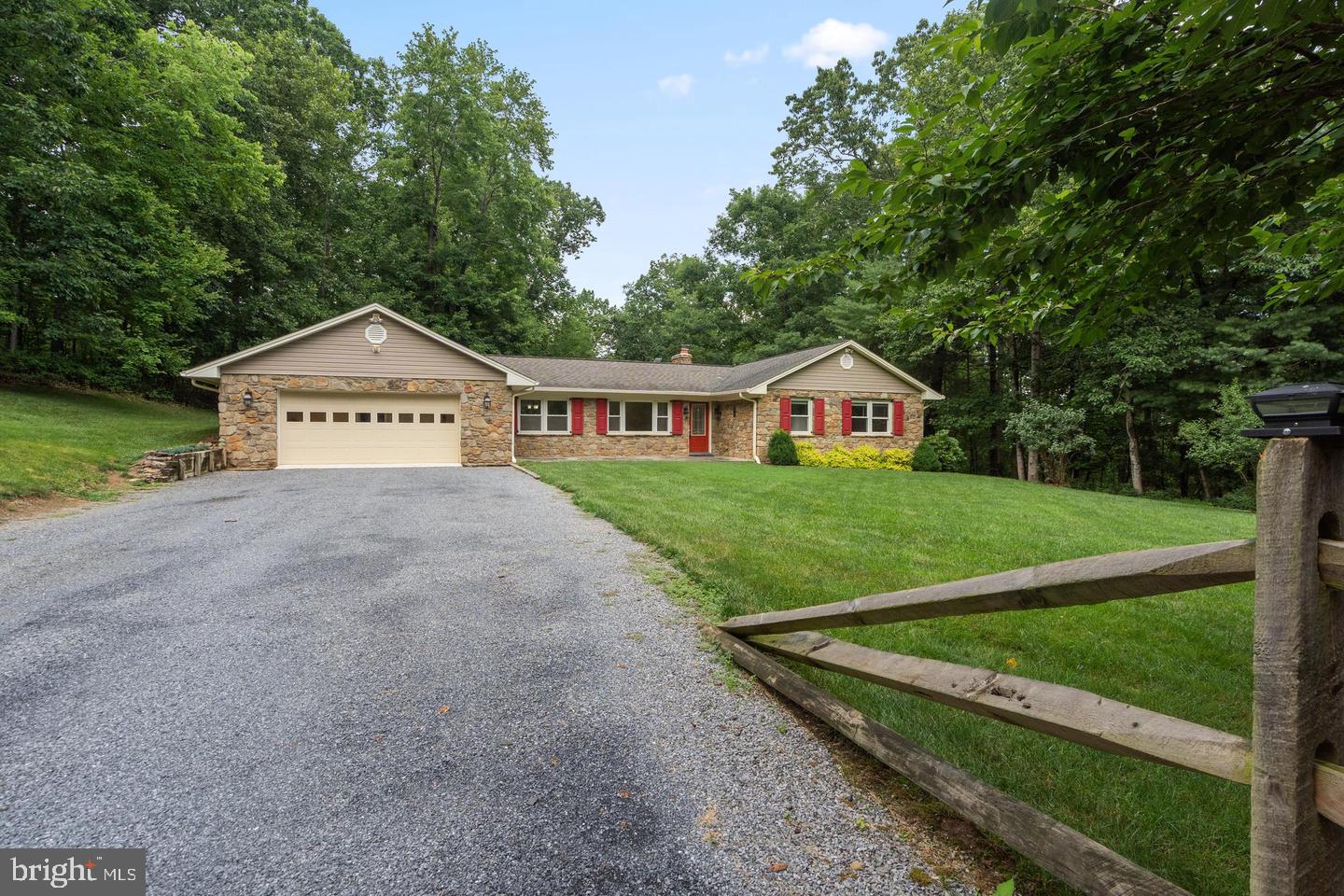 9808 Timber Hts Property Photo 49