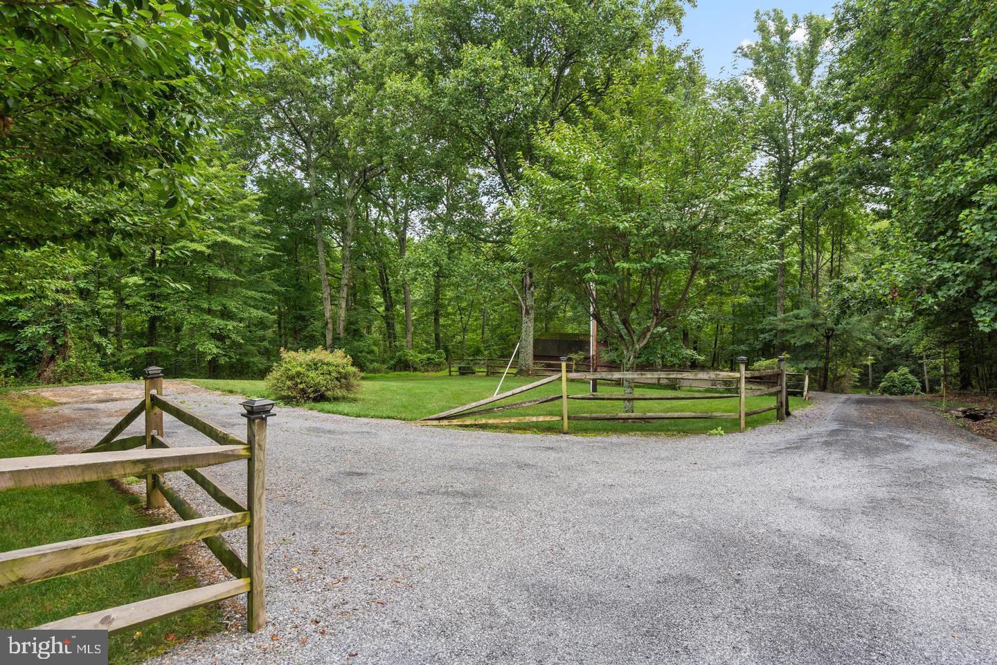 9808 Timber Hts Property Photo 81